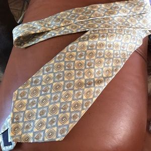 Gap silk tie
